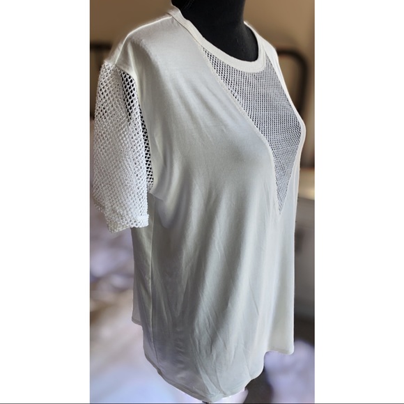 Mesh V neck tee - Picture 6 of 9